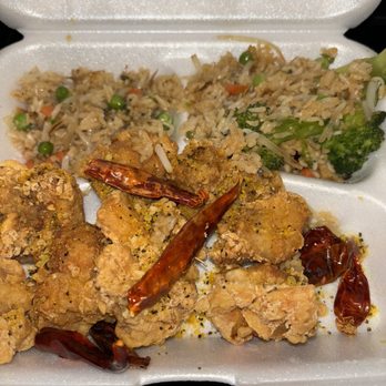 3 Little Pigs Chi - Dry chili lemon pepper chicken - Chinese Near Me - Chicago, Illinois 3 Little Pigs Chi - Dry chili lemon pepper chicken - Chinese Near Me - Chicago, Illinois