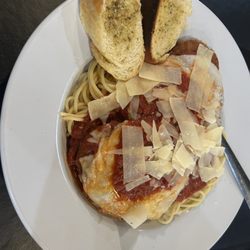 Rucci's Italian Kitchen & Grille - Chicken parm Looks good until you get to the chicken