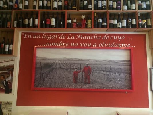 Vinoteca Vides by null