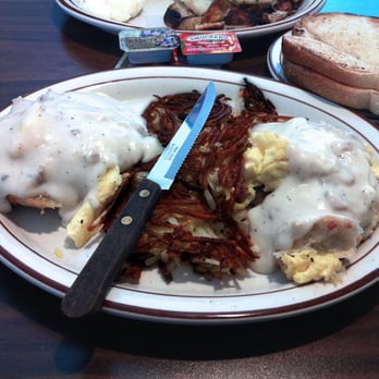 Cowboy's Cafe - The cremated hashed browns and dry hard biscuit of the Cowboy Benedict - $10 - Breakfast & Brunch Near Me - Minden, Nevada