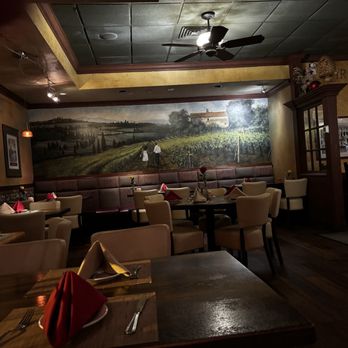 Toscana 52 - Dining room - Italian Near Me - Feasterville, Pennsylvania