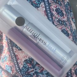 Sunglass Hut - Sunglass lens cleaner