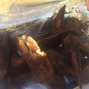 Locale BBQ Post - Dry wings - Barbeque Near Me - Wilmington, Delaware