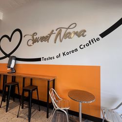 Sweet Nara - Inside seating