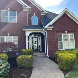 Exterior photo of Julio Tree Service & Landscape - Simpsonville, Kentucky Exterior photo of Julio Tree Service & Landscape - Simpsonville, Kentucky