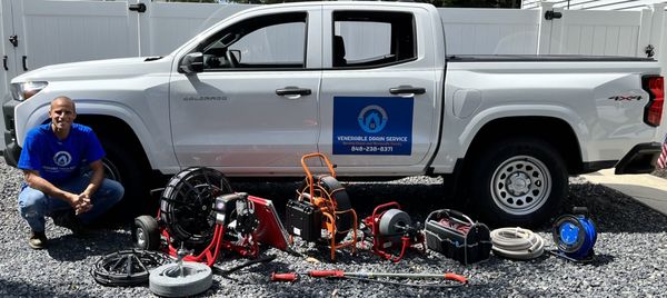 Venerable Drain Service Logo