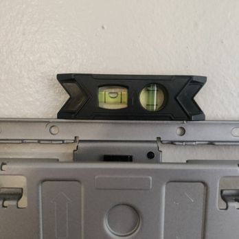 PNW TV Mounting Tech PRO - Simple and fast $90 TV mount! :) - TV Mounting Near Me - walla Walla , Washington PNW TV Mounting Tech PRO - Simple and fast $90 TV mount! :) - TV Mounting Near Me - walla Walla , Washington