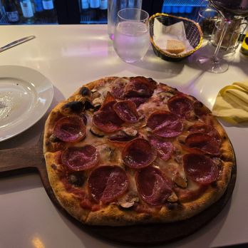 Luca Italian Restaurant - Italian Near Me - Everett, Washington