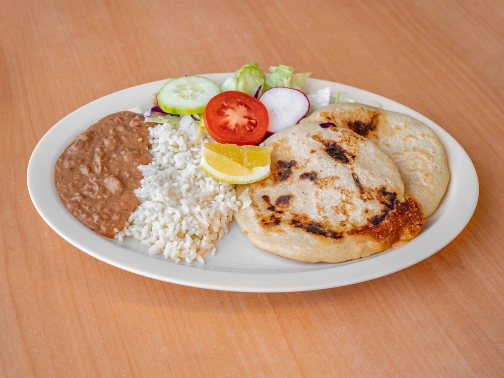 Con Sabor Salvadoreño