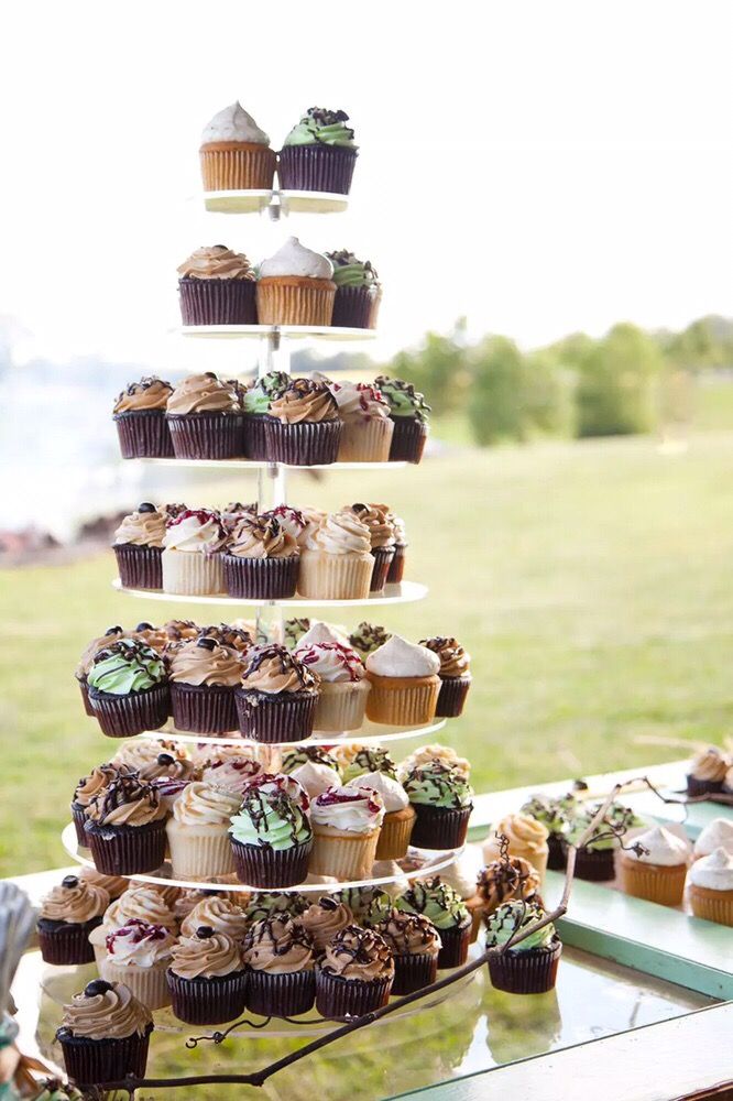 Sweet Kelly's Cupcakes Logo