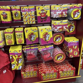 Buc-ee’s - Buc-ee's party supplies! - Convenience Stores Near Me - Luling, Texas