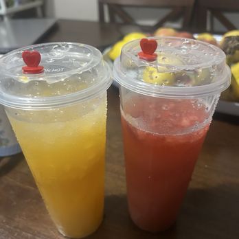 StormBurger - Peach/ Strawberry Lemonade! They taste great! - Burgers Near Me - Long Beach, California StormBurger - Peach/ Strawberry Lemonade! They taste great! - Burgers Near Me - Long Beach, California
