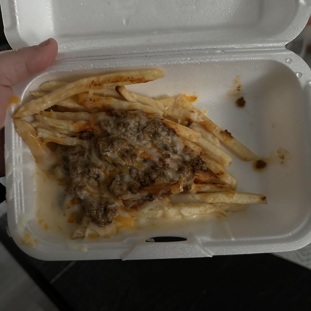 Whataburger - Me getting skimmed only half filled - Burgers Near Me - Clarksville, Tennessee Whataburger - Me getting skimmed only half filled - Burgers Near Me - Clarksville, Tennessee