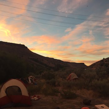 Sage Canyon River Company - Can't beat that view! - Rafting/Kayaking Near Me - Maupin, Oregon Sage Canyon River Company - Can't beat that view! - Rafting/Kayaking Near Me - Maupin, Oregon