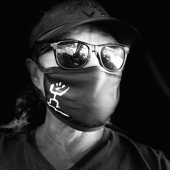 Jon M Portis, MD - Always wear protective face coverings during a pandemic. Sunglasses are mandated to protect eyes from sun, wind and stink eye. - Ophthalmologists Near Me - Honolulu, Hawaii Jon M Portis, MD - Always wear protective face coverings during a pandemic. Sunglasses are mandated to protect eyes from sun, wind and stink eye. - Ophthalmologists Near Me - Honolulu, Hawaii