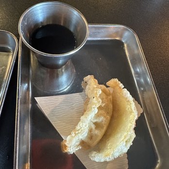 Taizzi Sushi - Katy - Shrimp and pork dumplings good - Sushi Bars Near Me - Katy, Texas