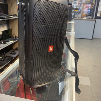 Albert Jewelry & Loan - JBL bombastic speaker, man - Jewelry Near Me - Long Beach, California Albert Jewelry & Loan - JBL bombastic speaker, man - Jewelry Near Me - Long Beach, California