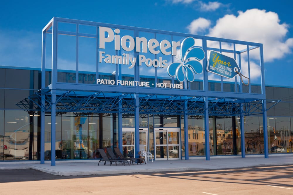 PIONEER FAMILY POOLS Updated September 2024 42 Anne Street S