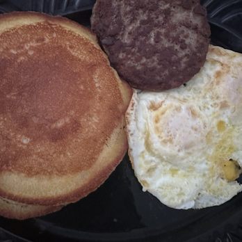 Farmer Boys - Hot Cakes Platter - Breakfast & Brunch Near Me - Las Vegas, Nevada