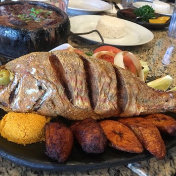 Muqueca Restaurant - 3/18/18: Deep Fried Red Snapper - Latin American Near Me - Cambridge, Massachusetts Muqueca Restaurant - 3/18/18: Deep Fried Red Snapper - Latin American Near Me - Cambridge, Massachusetts