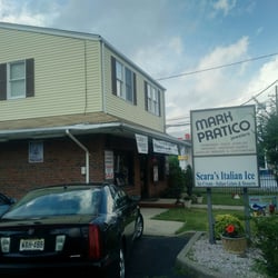 Mark Pratico Jewelers - Outside view from the parking lot