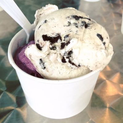 Henry's Sweet Retreat & Bakery by null