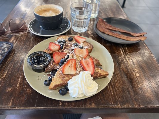 La Finca Coffee & Bakery by null
