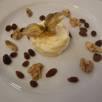 Parador de Cardona - Ricotta like cheese desert - Hotels Near Me - Cardona, B