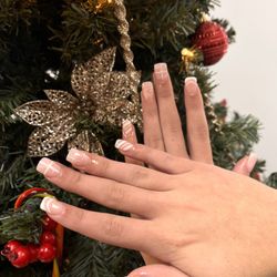 Luminous Nails & Spa