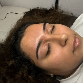 Silk Beauty - Brow wax + tint - Eyelash Service Near Me - Crandall, Texas Silk Beauty - Brow wax + tint - Eyelash Service Near Me - Crandall, Texas