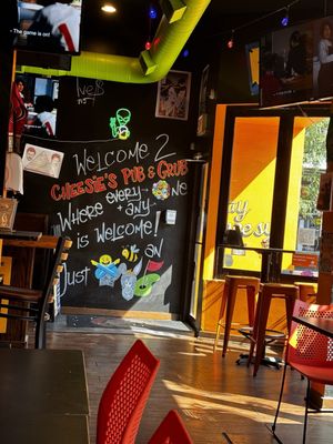 Cheesie's Pub & Grub - Lakeview by null