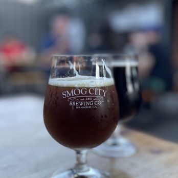 Smog City Brewing Co - two glasses of beer - Breweries Near Me - Long Beach, California Smog City Brewing Co - two glasses of beer - Breweries Near Me - Long Beach, California