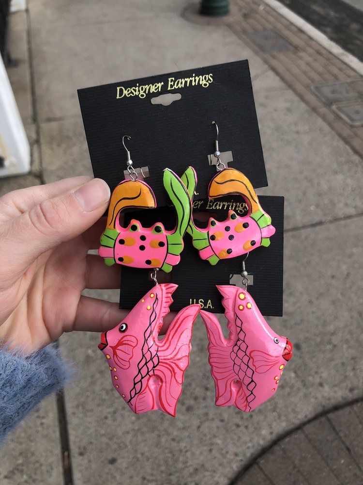 ZOMBIE’S SMOKE SHOP Updated August 2024 16 Reviews 17 N Leroux