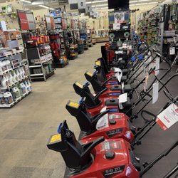 Good selection of snow blowers