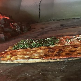 Tomatoes APIZZA - Pizza Near Me - Birmingham, Michigan