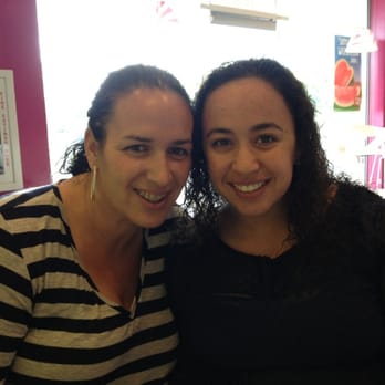 Menchie's Frozen Yogurt - Hanging together 4 yummy yogurt! Deelish! - Gluten-Free Near Me - Layton, Utah Menchie's Frozen Yogurt - Hanging together 4 yummy yogurt! Deelish! - Gluten-Free Near Me - Layton, Utah