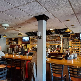 Fardowners Restaurant - Cozy diner. - Burgers Near Me - Crozet, Virginia Fardowners Restaurant - Cozy diner. - Burgers Near Me - Crozet, Virginia