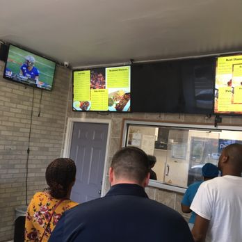 Caribbean Jerk Palace - Caribbean Near Me - Chicago, Illinois