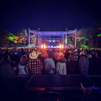 Round Rock Amp - a crowd of people at a concert - Bars Near Me - Round Rock, Texas