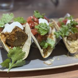 Moku Kitchen - Fish tacos