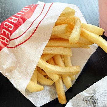 Fatburger & Buffalo's Express - Skinny Fries - Burgers Near Me - Pasadena, California