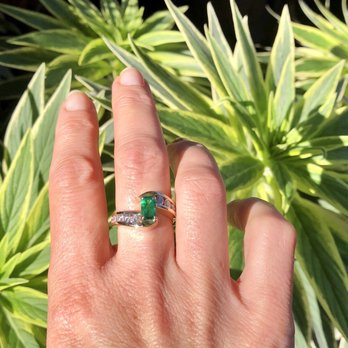 The Diamond Shoppe - Low profile ring to be worn everyday with claw around the center stone - Jewelry Near Me - Cardiff, California