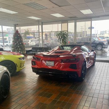 Car Castle - Sale floor - Car Dealers Near Me - Fullerton, California Car Castle - Sale floor - Car Dealers Near Me - Fullerton, California