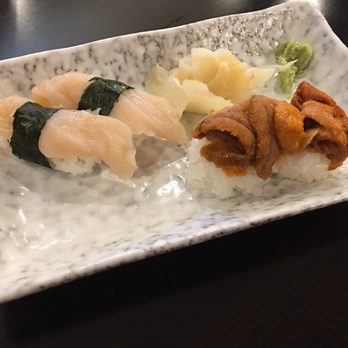 Musashi - Uni and geoduck nigiri - Japanese Near Me - Berkeley, California Musashi - Uni and geoduck nigiri - Japanese Near Me - Berkeley, California