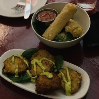 Maxine's On Shine - Cheese Cigars and Fried Green Tomatoes w/ Crab cake - New American Near Me - Orlando, Florida