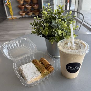 Choco Bakery & Cafe - Lemon Bar, Pistachio Baklava, Nutella Baklava, Vanilla Latte - Coffee & Tea Near Me - Chino, California