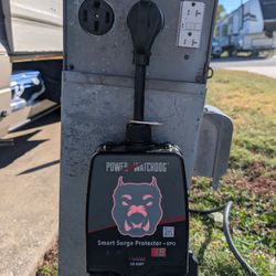 Sundermeier RV Park - Bad wiring problem with 30A receptacles showing E5 error (Line/Neutral reversal).