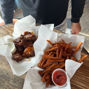 82 Stanton - Sweet potato fries and wings - Bars Near Me - New York, New York