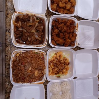 China Chef - a variety of chinese food in containers - Chinese Near Me - Clovis, California China Chef - a variety of chinese food in containers - Chinese Near Me - Clovis, California