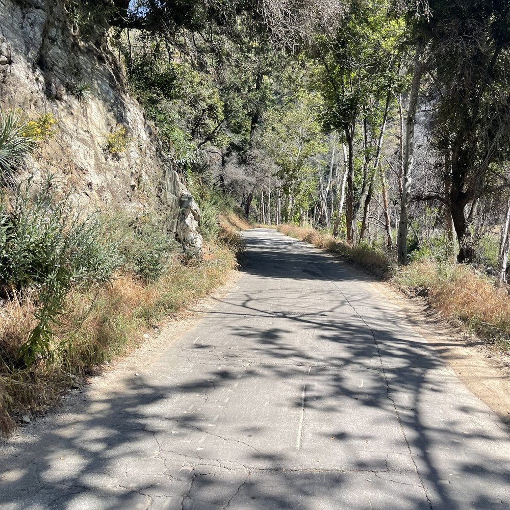 Most of the path is partially shaded near the river. Most of the path is partially shaded near the river.